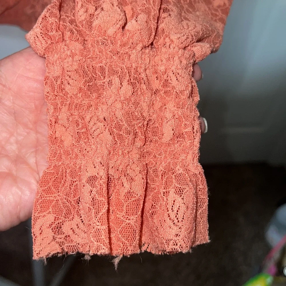 Women's Free People, NWT savannah red, long sleeve lace blouse , size XS